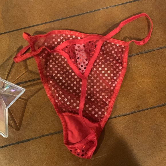 Victoria Secret ornament with thong - Picture 8 of 9
